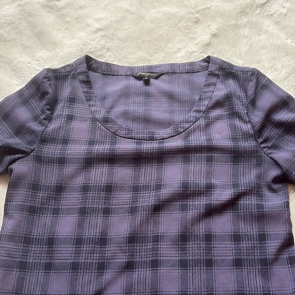 Banana Republic Purple & Black Plaid Top – Size M | Scoop Neck | Capsule Staple - Picture 3 of 5